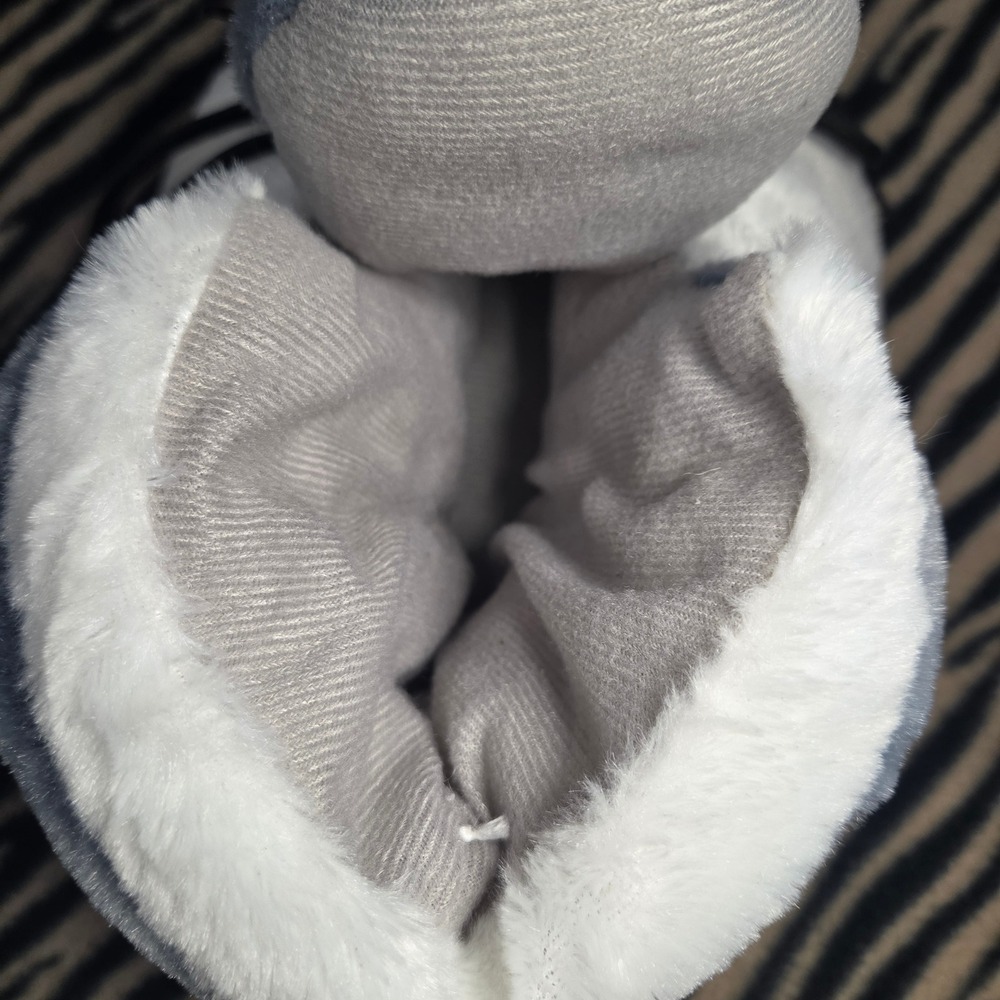 NWOT Puffy Dior Grey White Plush Sneaker Slippers Novelty House Shoes 36-44 - Picture 6 of 7